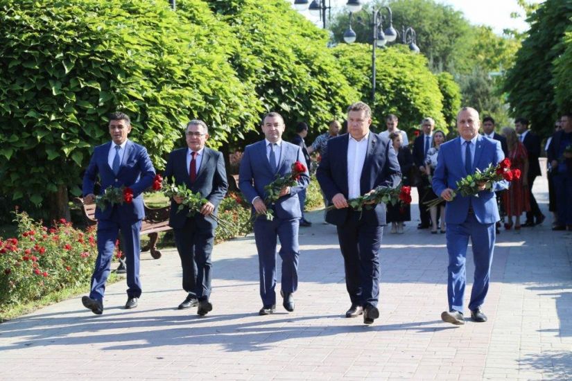 Azərbaycan nümayəndə heyəti Həştərxanda keçirilən IX Xəzər Media Forumunda iştirak edir -   FOTO
