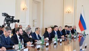 Azərbaycan və Rusiya prezidentlərinin geniş tərkibdə görüşü olub -   FOTO - YENİLƏNDİ — foto 1