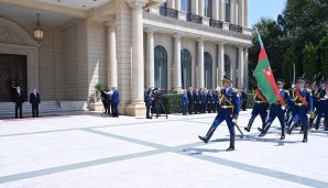 Rusiya Prezidentinin rəsmi qarşılanma mərasimi olub -     FOTO — foto 4