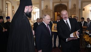Azərbaycan və Rusiya prezidentləri Müqəddəs Mürdaşıyan Zənənlər Kafedralında olublar  -   FOTO - YENİLƏNDİ — foto 1
