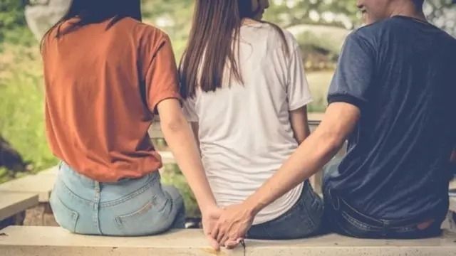 Kişilər və qadınlar ən çox hansı yaşda aldadırlar? -     BU ZAMANLARA DİQQƏT