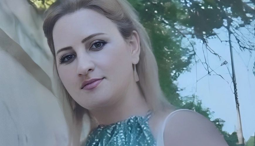 Övladlarını böyütmək üçün süpürgəçilik edən qadını oğlu qətlə yetirdi:   Hadisə yerindən GÖRÜNTÜLƏR