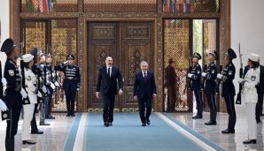 Azərbaycan Prezidenti İlham Əliyevin Daşkənddə rəsmi qarşılanma mərasimi keçirilib -   YENİLƏNDİ - FOTO — foto 11