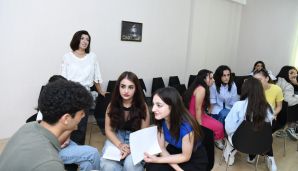 Layihə qiymətləndirməsi:     karyera inkişafı, təkmilləşən biznes ideyaları və yaranan əlaqələr… - FOTOLAR — foto 7