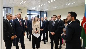 COP29-un Təşkilat Komitəsinin sədri Samir Nuriyevin rəhbərliyi altında Komitənin bir sıra üzvləri Bakı Olimpiya Stadionuna baş çəkiblər -   FOTO — foto 4