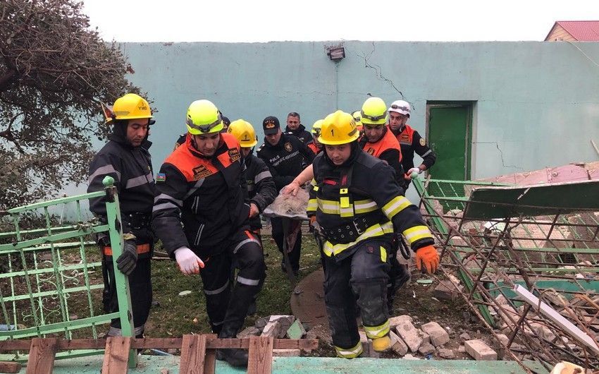 Vüqar Həşimovun valideynlərinin evində partlayış:   Ata-anası xəsarət aldı