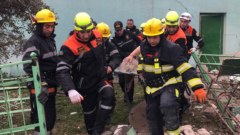 Vüqar Həşimovun valideynlərinin evində nə baş verib? -     Bacısından açıqlama - FOTO
