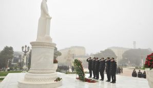 Abşeron rayonunda Ulu Öndər Heydər Əliyevin anım günü dərin ehtiramla qeyd olunub -   FOTOLAR — foto 6