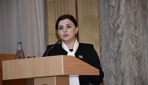 Xətai rayonunda Ulu Öndər Heydər Əliyevin anım günü ilə əlaqədar tədbir keçirilib -   FOTOLAR — foto 9