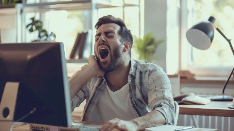 Əsnəmək təhlükəli xəstəlikdən xəbər verir –     DİQQƏT