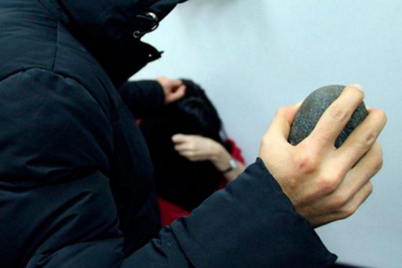 Bakıda 33 yaşlı qadın başına daşla vurularaq qətlə yetirildi