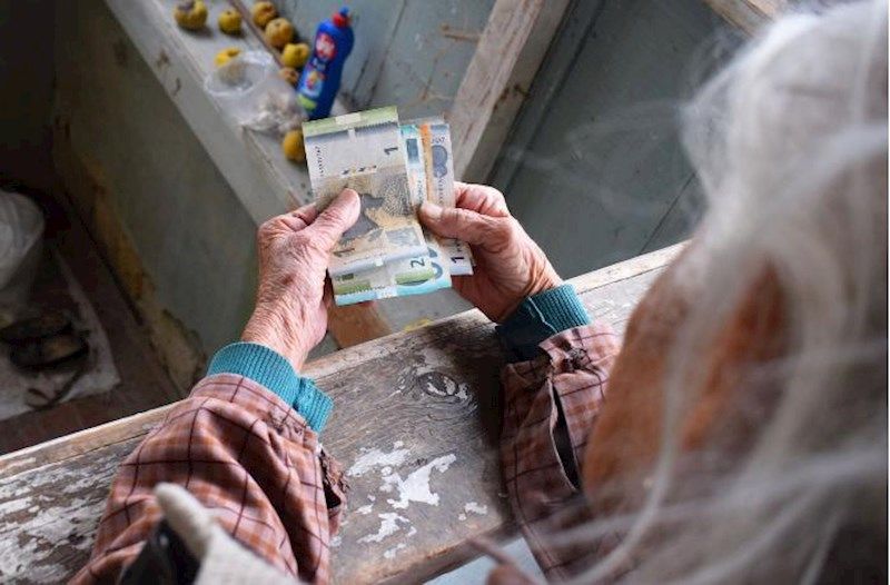 İşləyən şəxslərin pensiyaları necə artırılacaq?
