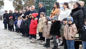 Respublikamızın şəhər və rayonlarında yaşayan uşaqlara bayram hədiyyələri verilib  -   FOTOLAR — foto 4