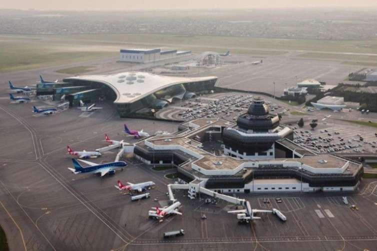 Daha bir məmur külli miqdarda qızılla tutuldu - Bakı aeroportunda əməliyyat -           VİDEO