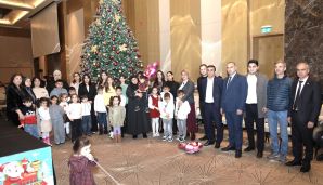 AHİK uşaqlar üçün bayram şənlikləri keçirir, sovqatlar paylayır -    FOTOLAR — foto 2