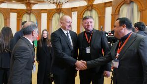 Prezident İlham Əliyev, birinci xanım Mehriban Əliyeva və ailə üzvləri Xankəndidə səs veriblər -     VİDEO - FOTO — foto 17