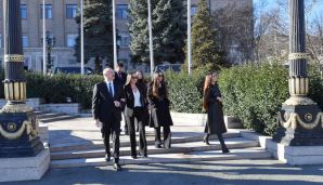 Prezident İlham Əliyev, birinci xanım Mehriban Əliyeva və ailə üzvləri Xankəndidə səs veriblər -     VİDEO - FOTO — foto 20