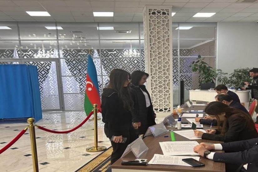 Azərbaycanın Qazaxıstandakı səfirliyində növbədənkənar prezident seçkiləri ilə əlaqədar səsvermə keçirilir