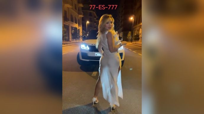 Xanım sürücü "Range Rover"i 200-lə sürüb özünü videoya çəkdi -     VİDEO