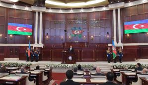 Prezident İlham Əliyev müqəddəs “Qurani-Şərif”ə əl basaraq and içib -   YENİLƏNDİ - 4 — foto 13