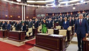 Prezident İlham Əliyev müqəddəs “Qurani-Şərif”ə əl basaraq and içib -   YENİLƏNDİ - 4 — foto 14
