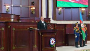Prezident İlham Əliyev müqəddəs “Qurani-Şərif”ə əl basaraq and içib -   YENİLƏNDİ - 4 — foto 15