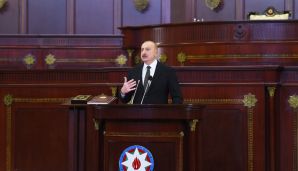 Prezident İlham Əliyev müqəddəs “Qurani-Şərif”ə əl basaraq and içib -   YENİLƏNDİ - 4 — foto 4