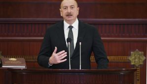 Prezident İlham Əliyev müqəddəs “Qurani-Şərif”ə əl basaraq and içib -   YENİLƏNDİ - 4 — foto 6