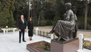 Prezident və birinci xanım Heydər Əliyevin məzarını ziyarət etdi -     FOTOLAR - YENİLƏNDİ — foto 6