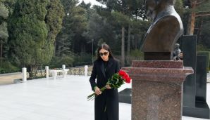 Prezident və birinci xanım Heydər Əliyevin məzarını ziyarət etdi -     FOTOLAR - YENİLƏNDİ — foto 7