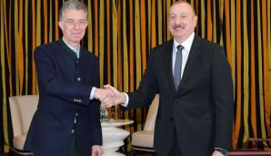 Azərbaycan Prezidenti Münxen Təhlükəsizlik Konfransının sədri ilə görüşüb -         YENİLƏNDİ — foto 2