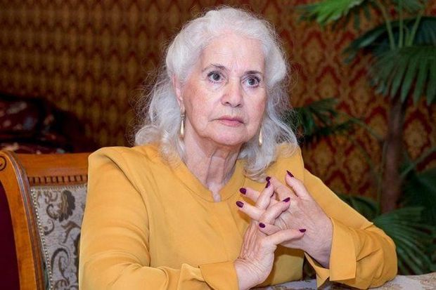 Əməkdar artistdən SƏRT TƏNQİD: “Nə qədər yemək olar? Gözünüz doysun!”