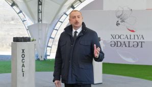 Prezident Xocalıda soyqırımı memorialının təməlini qoyub, rayon ictimaiyyətinin nümayəndələri ilə görüşüb -   FOTO - YENİLƏNDİ - 3 — foto 9