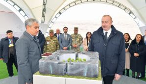 Prezident Xocalıda soyqırımı memorialının təməlini qoyub, rayon ictimaiyyətinin nümayəndələri ilə görüşüb -   FOTO - YENİLƏNDİ - 3 — foto 21