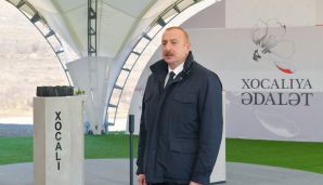 Prezident Xocalıda soyqırımı memorialının təməlini qoyub, rayon ictimaiyyətinin nümayəndələri ilə görüşüb -   FOTO - YENİLƏNDİ - 3 — foto 24