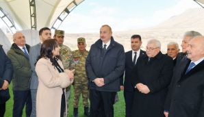 Prezident Xocalıda soyqırımı memorialının təməlini qoyub, rayon ictimaiyyətinin nümayəndələri ilə görüşüb -   FOTO - YENİLƏNDİ - 3 — foto 4