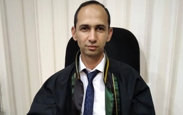 Vəkilin dostundan sensasion açıqlama:     10 min manata görə...