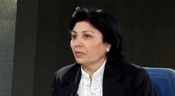 Sayalı Sadıqova: İngilis dili imtahanları ucbatından Dilçilik İnstitutunda doktorantura yerləri 4 ildir, boş qalıb