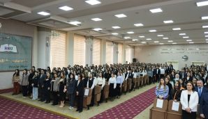 Gənc müəllimlərin forumu keçirilib, Prezidentə dəstək bəyanatı qəbul olunub -   FOTO — foto 5