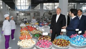 Prezident Lənkəranda qənnadı məhsullarının istehsalı müəssisəsinin fəaliyyəti ilə tanış olub -   FOTO - YENİLƏNDİ — foto 5