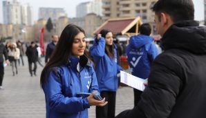 Seçki könüllüləri gənc seçiciləri məlumatlandırmağa başlayıb -   FOTOLAR — foto 7