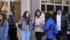 Seçki könüllüləri gənc seçiciləri məlumatlandırmağa başlayıb -   FOTOLAR — foto 9
