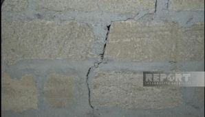 Zəlzələ nəticəsində bir neçə evdə çatlar əmələ gəlib -       FOTO — foto 5