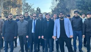 GAP üzvləri 20 Yanvar faciəsinin növbəti ildönümü ilə əlaqədar Şəhidlər xiyabanını ziyarət ediblər -     FOTO — foto 1