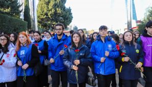 Azərbaycan Könüllüləri 20 Yanvar şəhidlərinin əziz xatirəsini yad ediblər -       FOTO — foto 1