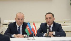 Vyanada “BİZ – Zəfər yoluna davam” təşəbbüs qrupunun toplantısı keçirilib -   VİDEO — foto 9
