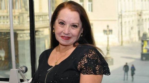 Ayaqları tutulan Məsumə Babayeva:     “Əməyimdən istifadə edib, özlərinə bahalı ev aldılar”