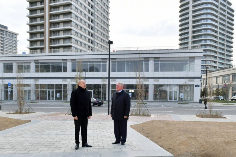 İlham Əliyev Bakı Ağ Şəhərin Mərkəzi Park Kvartalında tikinti, abadlıq işləri və Ofis binasında yaradılan şərait ilə tanış olub -   YENİLƏNDİ