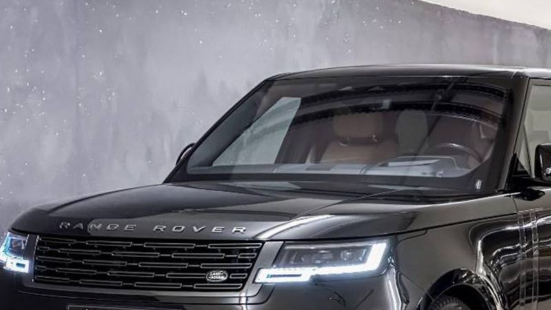 Azərbaycanlı müğənni "Range Rover"ni bu qiymətə satır       FOTO - VİDEO