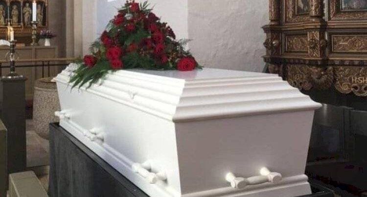 Məşhur yazıçı vəfat etdi